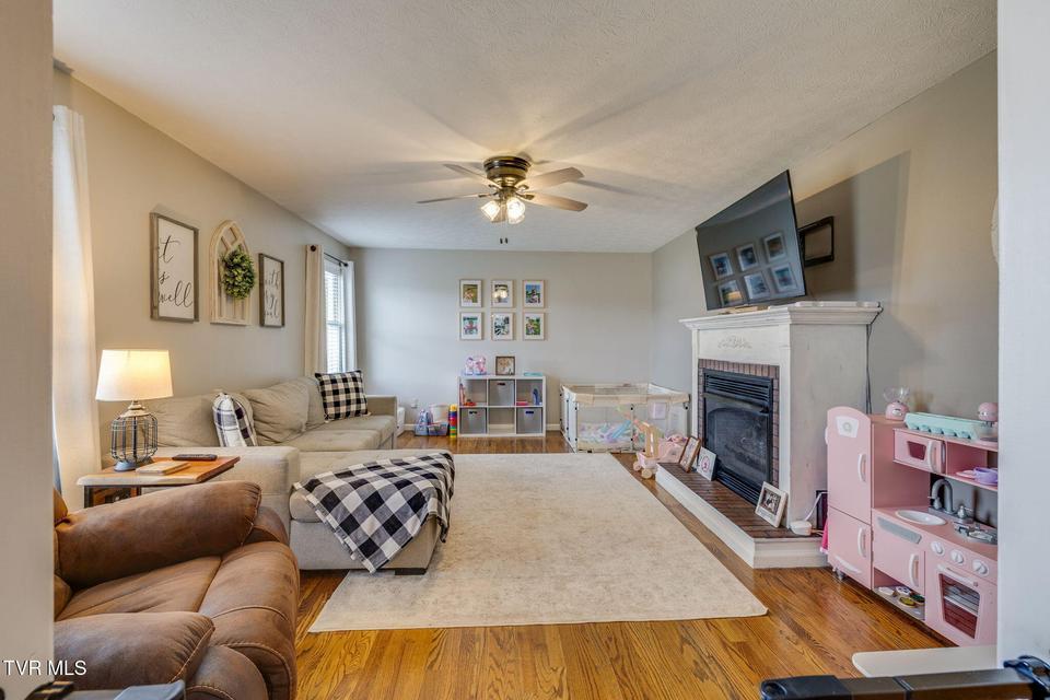 Photo #16: 112 Isaac Lincoln Place