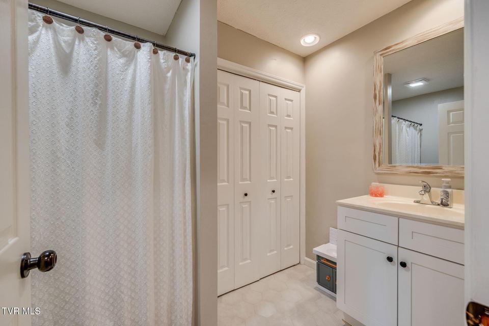 Photo #30: 112 Isaac Lincoln Place