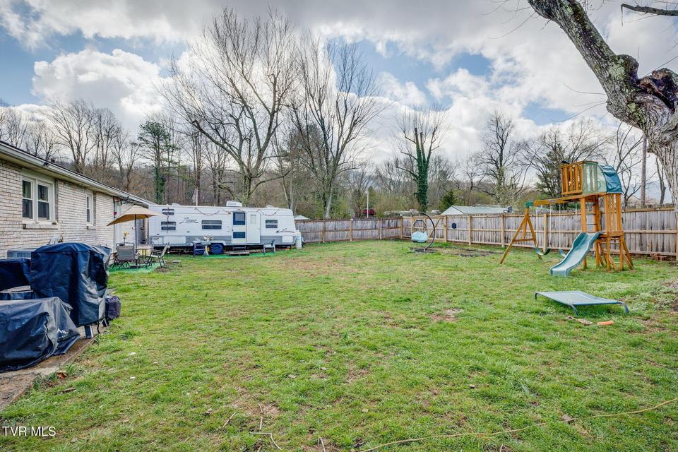 Photo #34: 2104 Miller Lane