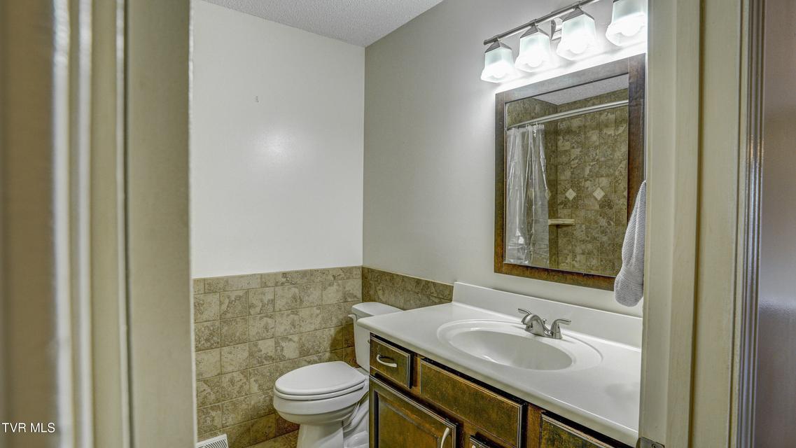 Photo #17: 417 Old Embreeville Road