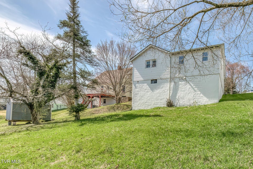 Photo #10: 176 Crescent Drive