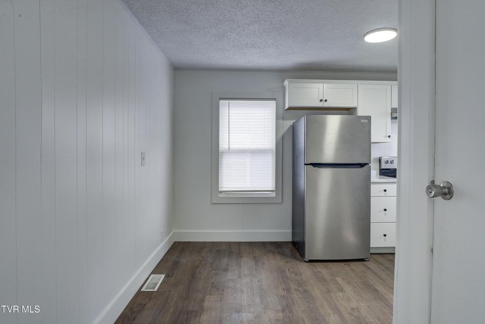 Photo #7: 2969 Ashley Street