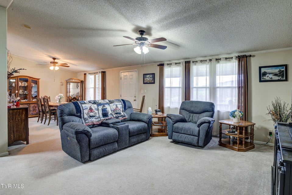 Photo #31: 958 Avery Branch Road