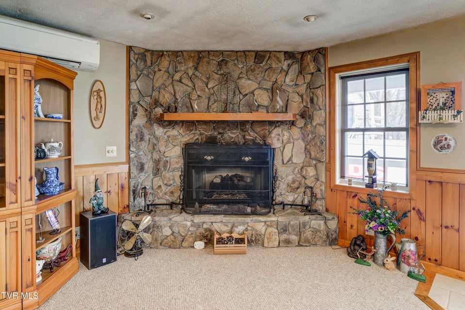 Photo #43: 958 Avery Branch Road