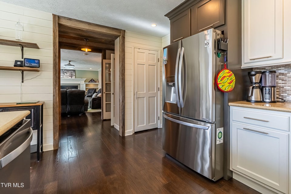 Photo #17: 20220 Colony Lane