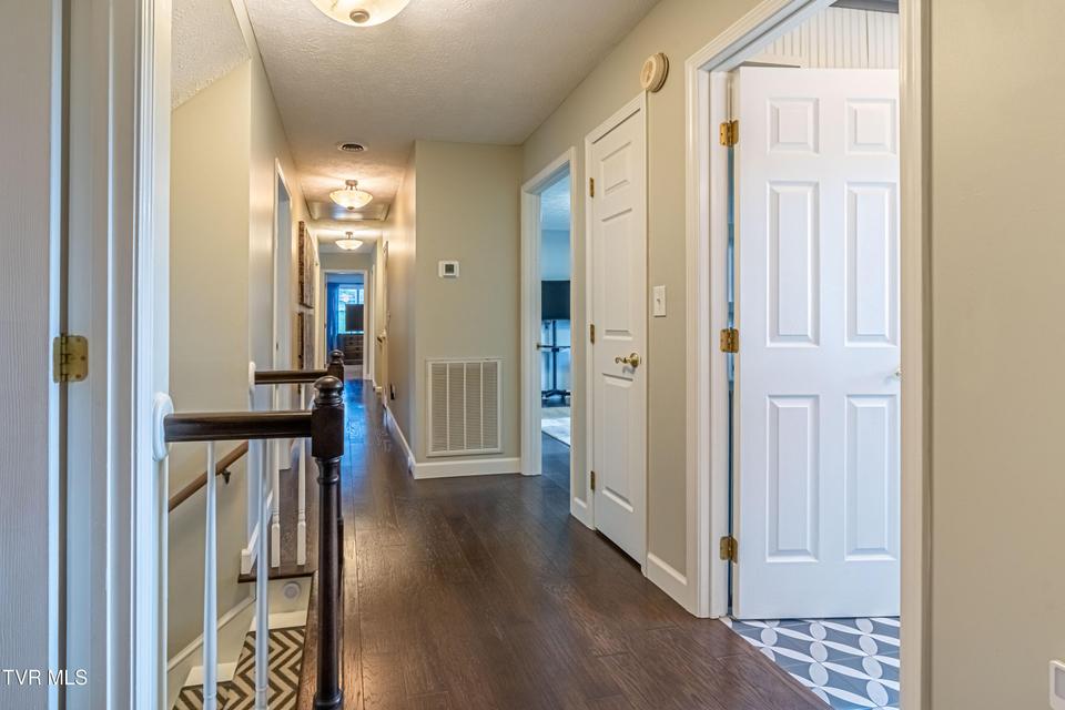 Photo #25: 20220 Colony Lane