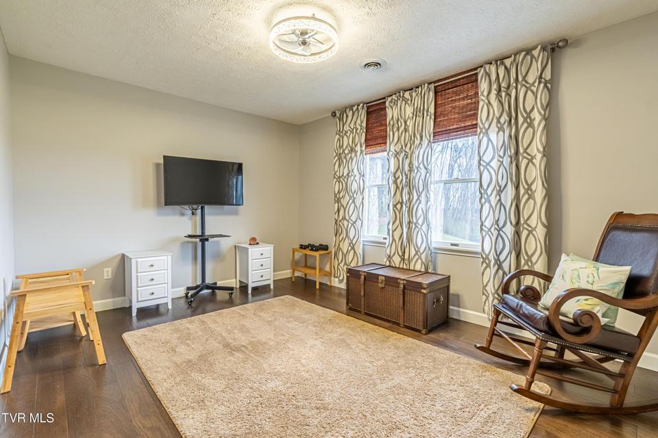 Photo #41: 20220 Colony Lane