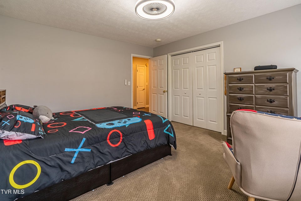 Photo #39: 20220 Colony Lane