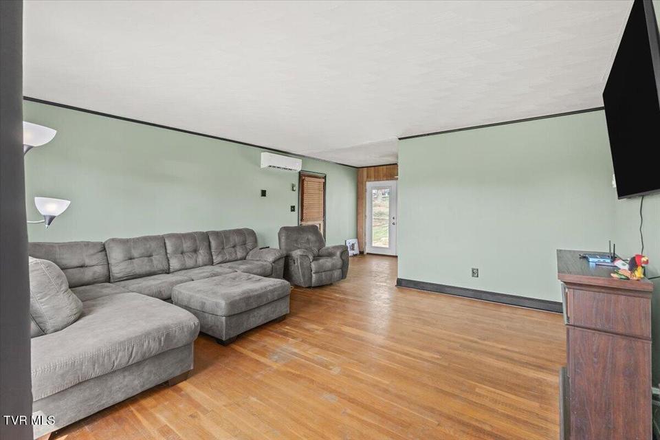 Photo #6: 208 Lynfield Road