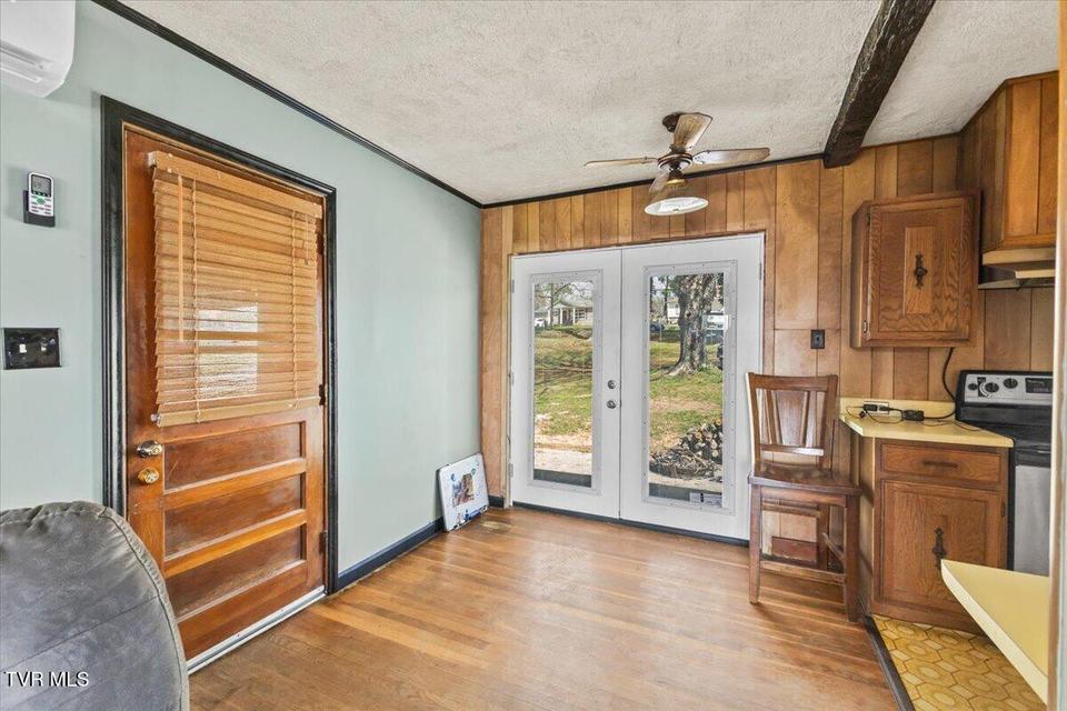 Photo #9: 208 Lynfield Road