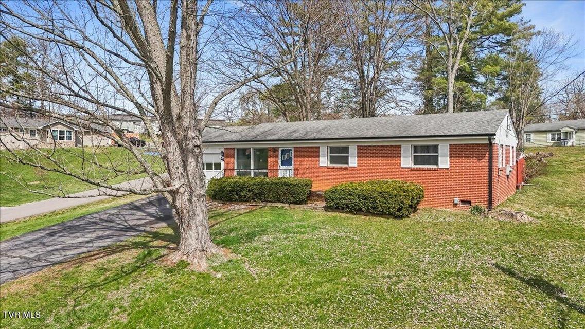 Photo #22: 208 Lynfield Road