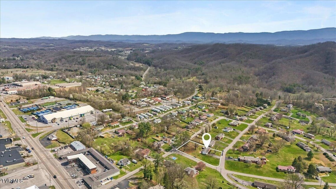 Photo #26: 208 Lynfield Road