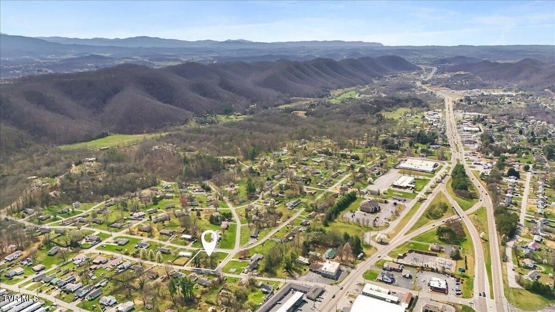 Photo #27: 208 Lynfield Road