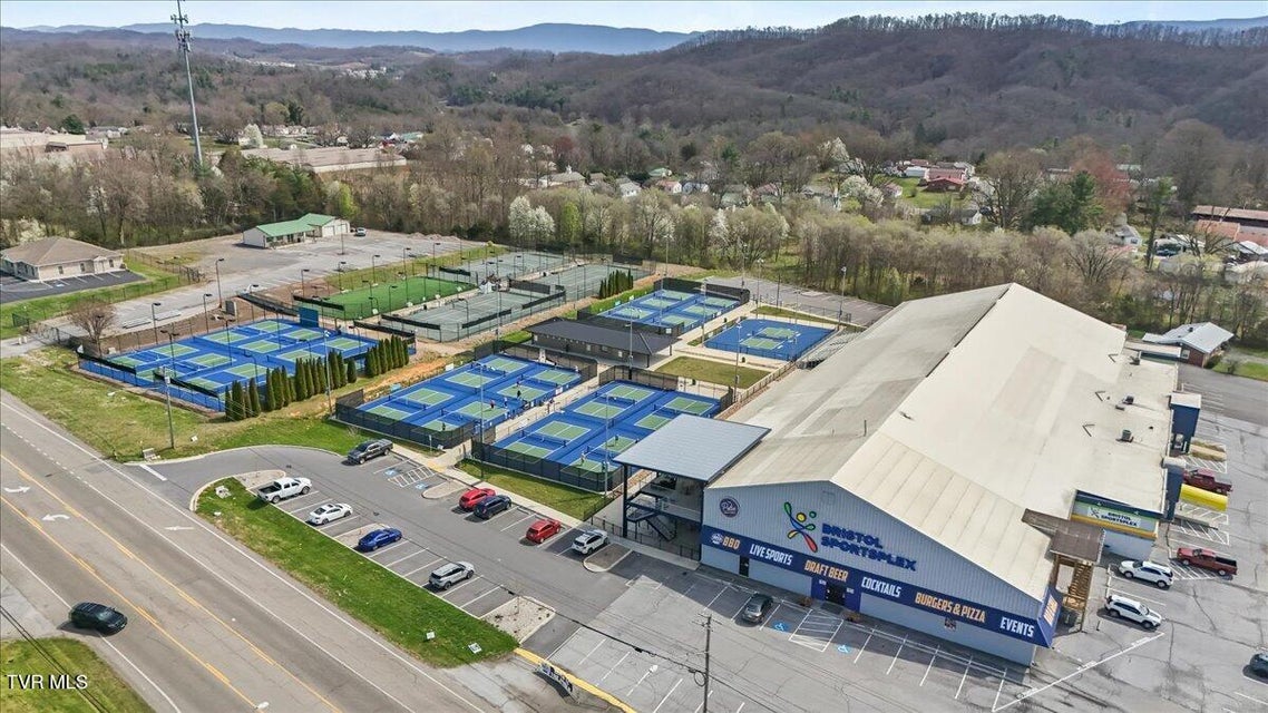 Photo #29: 208 Lynfield Road