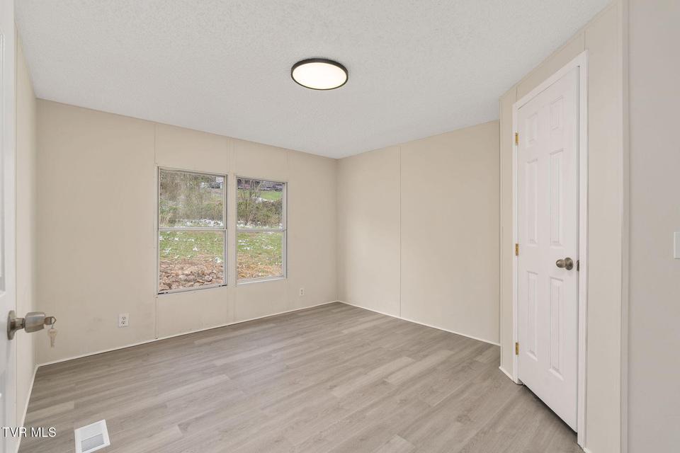 Photo #27: 3315 Chuckey Highway