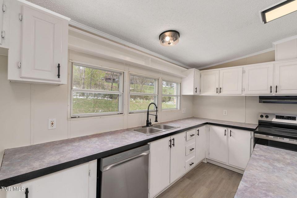 Photo #15: 3315 Chuckey Highway