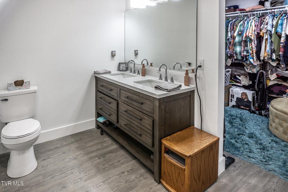 Photo #25: 80 Polly Anna Drive