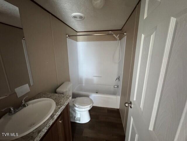 Photo #9: 215 Westerly Drive