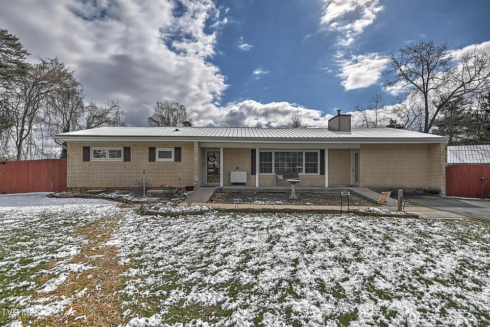 Photo #5: 406 Circle Heights Drive