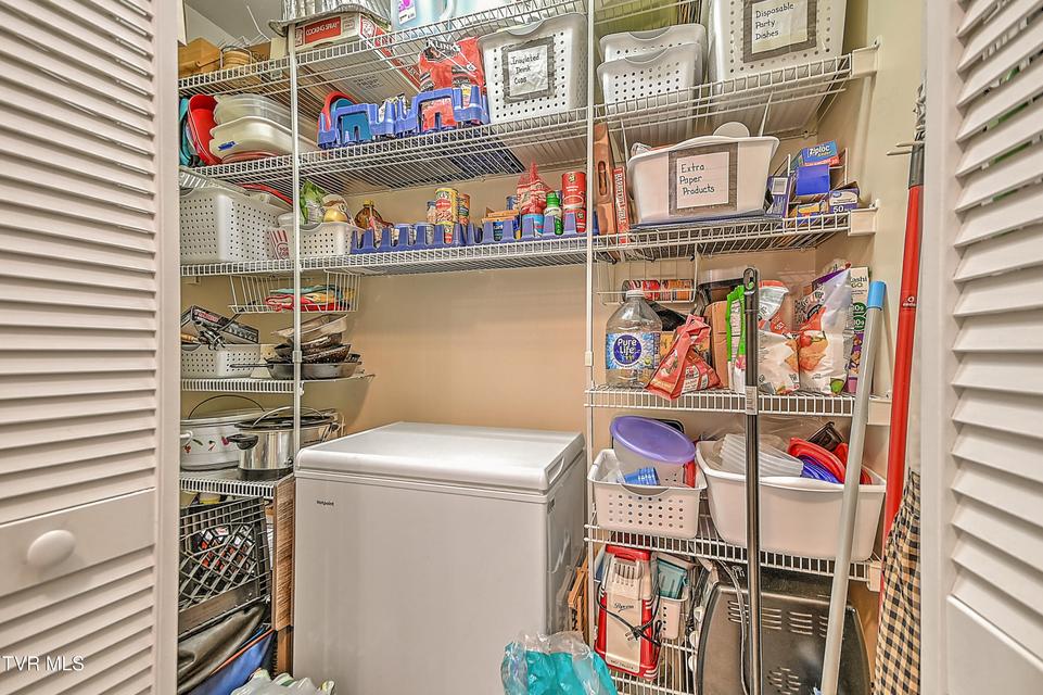 Photo #26: 406 Circle Heights Drive