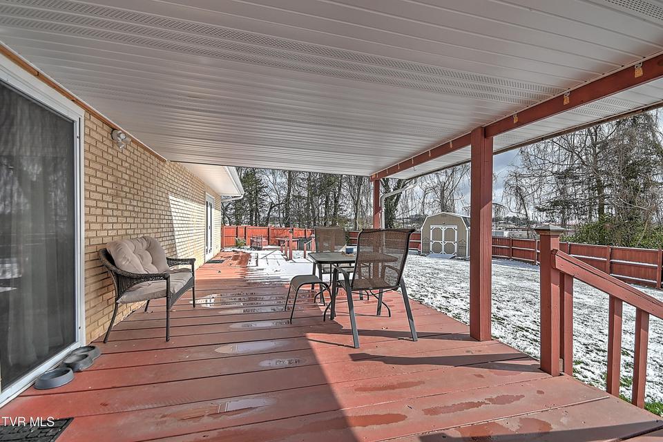 Photo #39: 406 Circle Heights Drive