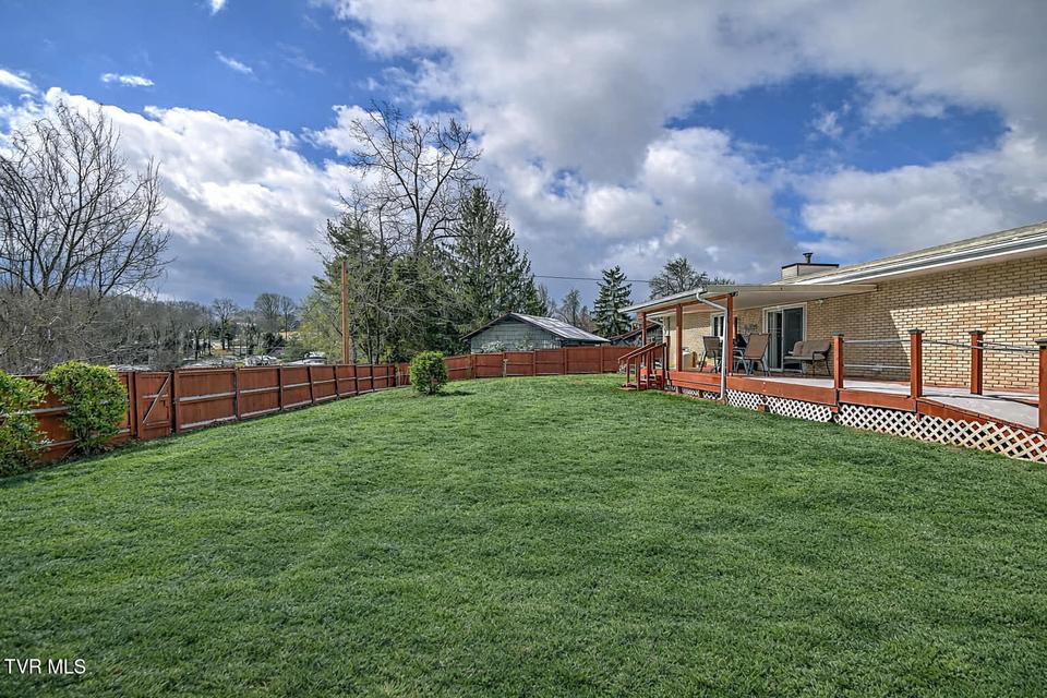 Photo #55: 406 Circle Heights Drive