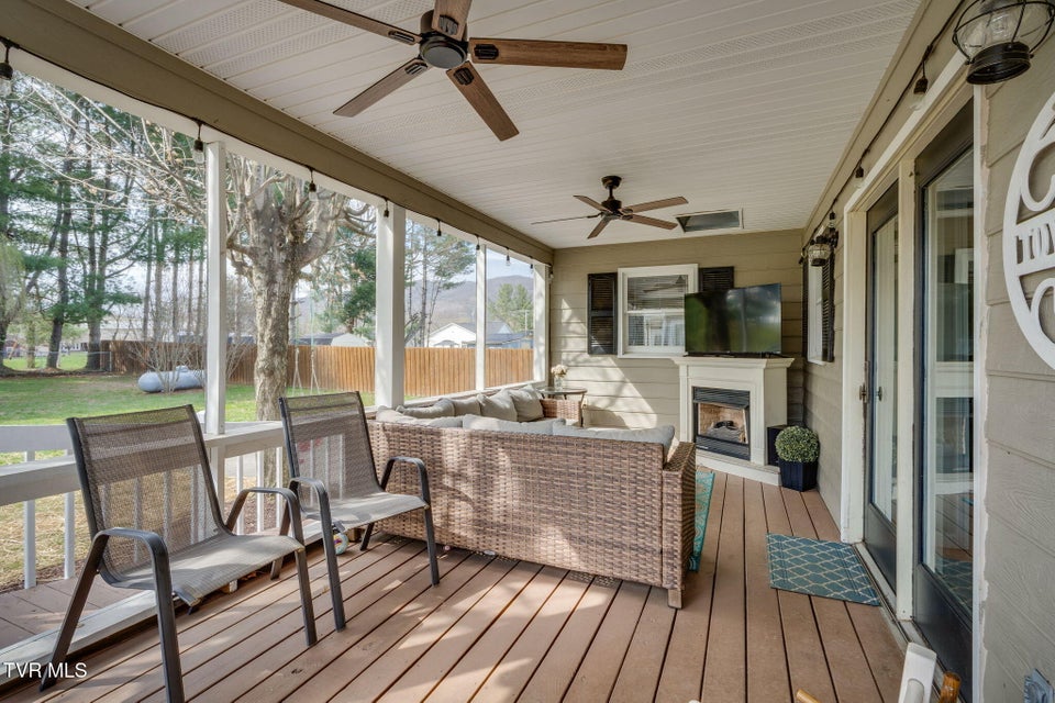 Photo #36: 112 Isaac Lincoln Place