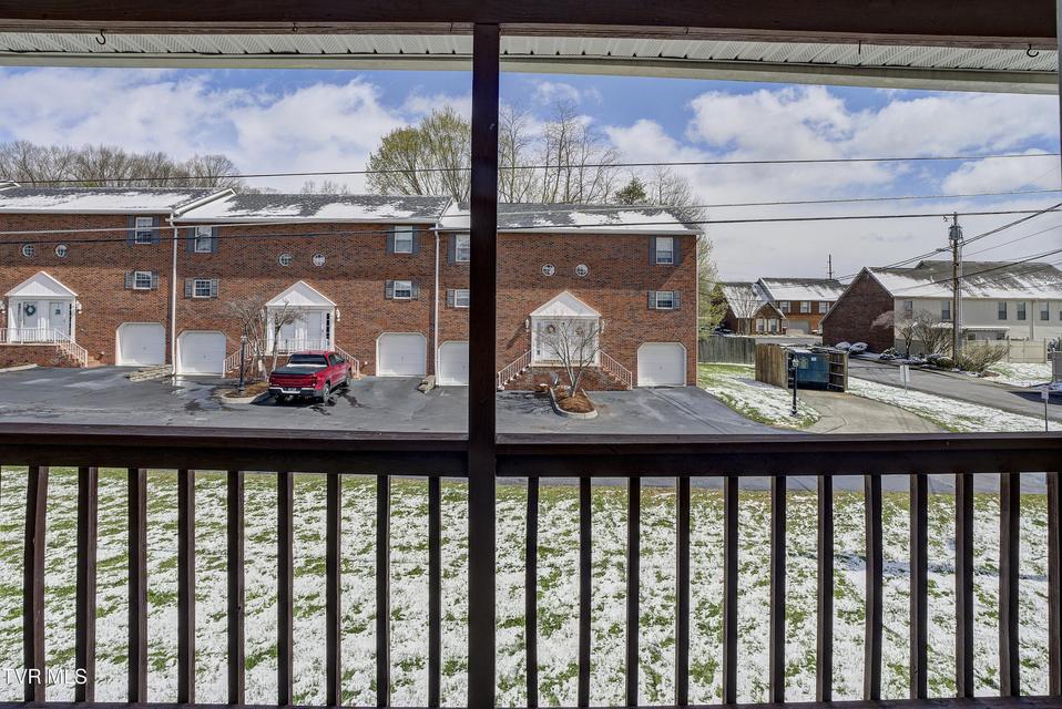 Photo #33: 204 Mountain View Road