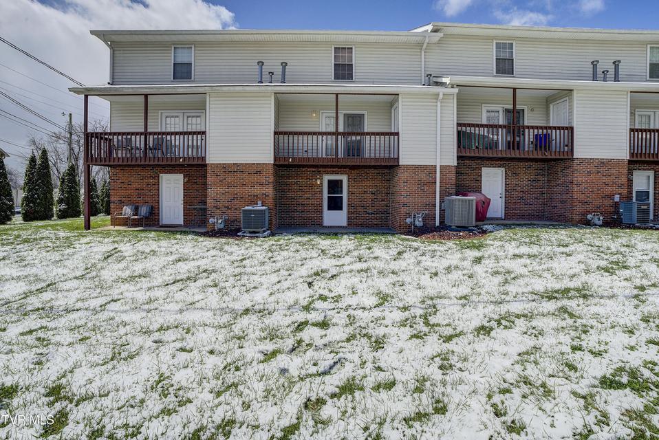 Photo #35: 204 Mountain View Road