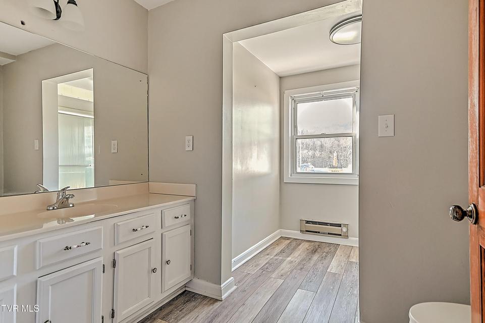 Photo #16: 4855 Bloomingdale Road