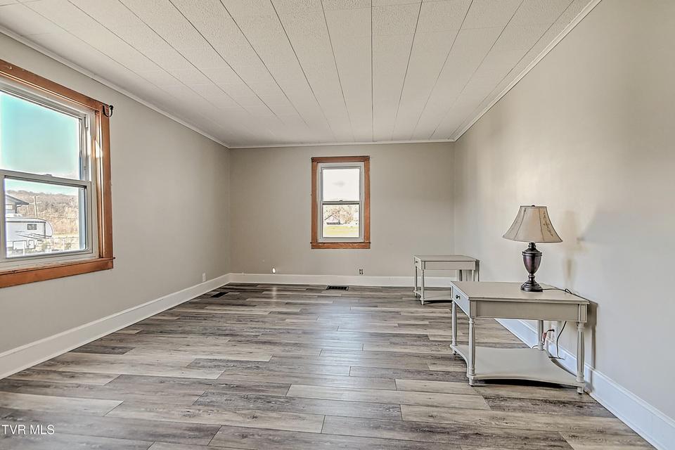 Photo #18: 4855 Bloomingdale Road