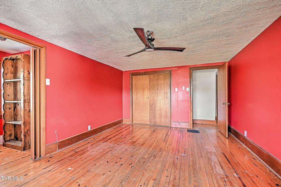 Photo #30: 4855 Bloomingdale Road