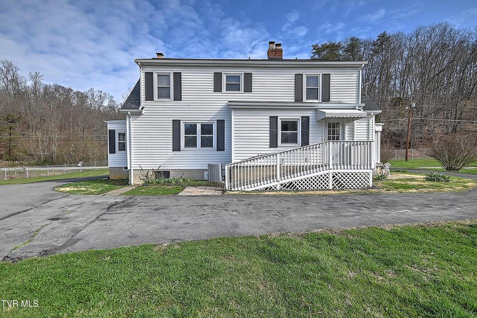 Photo #39: 4855 Bloomingdale Road