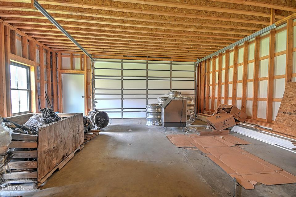 Photo #43: 4855 Bloomingdale Road