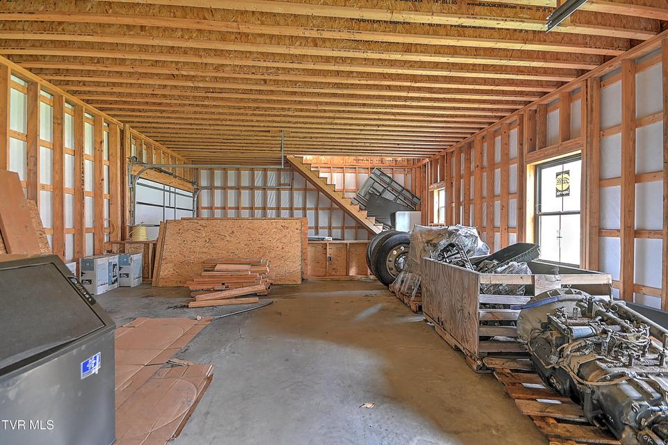 Photo #42: 4855 Bloomingdale Road