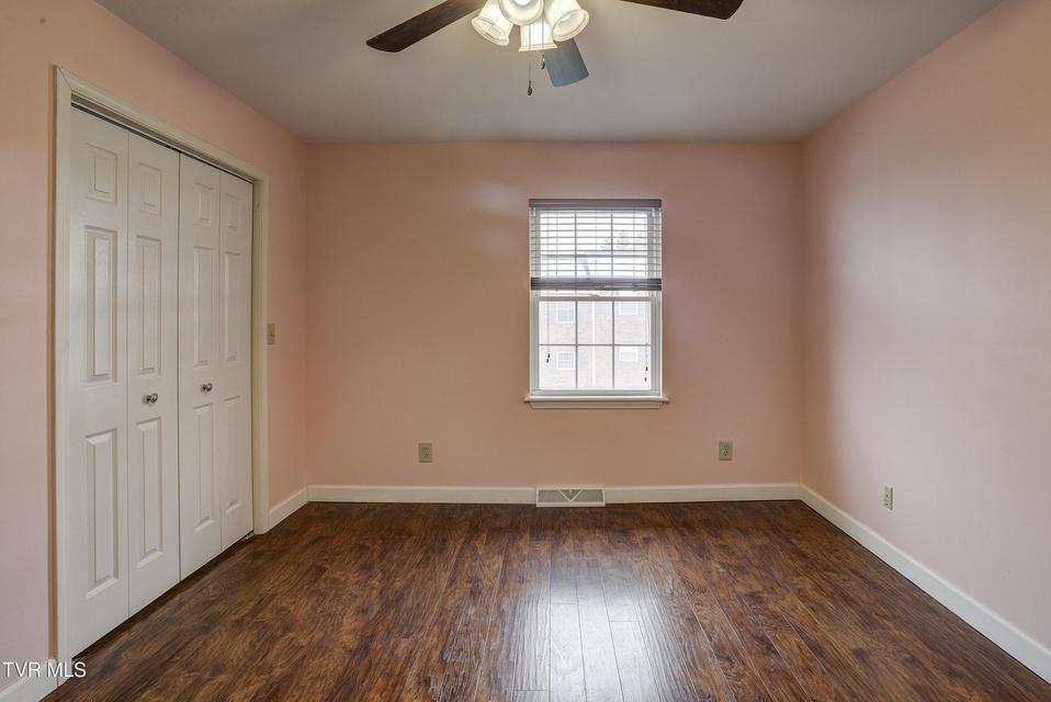 Photo #20: 204 Mountain View Road