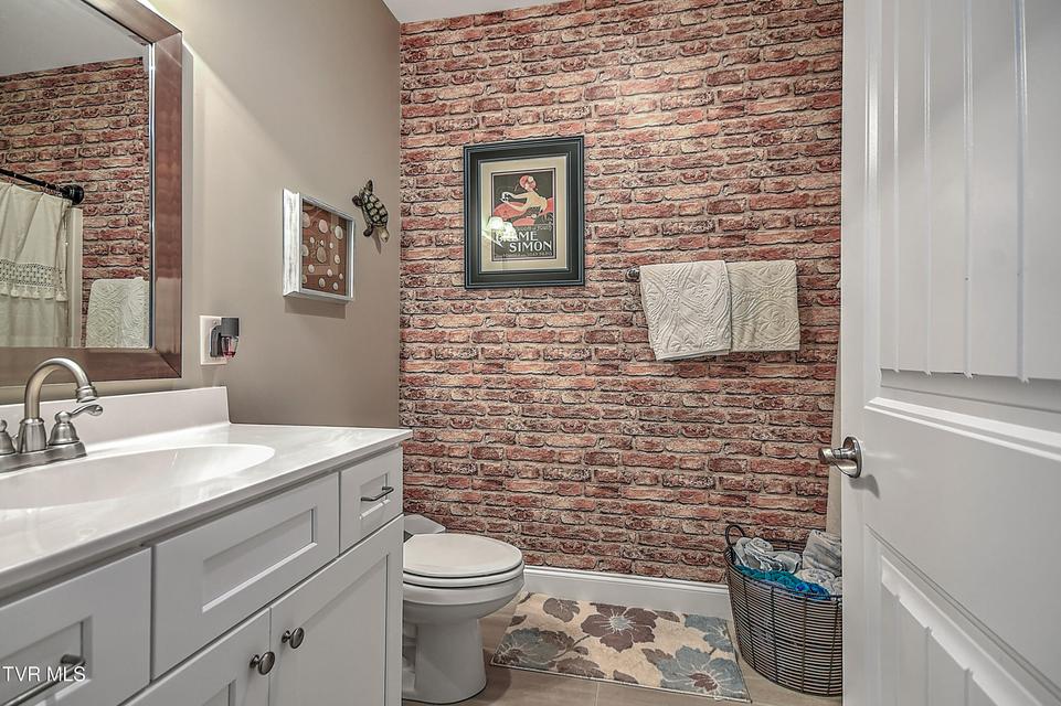 Photo #35: 2145 Poplar Ridge Court