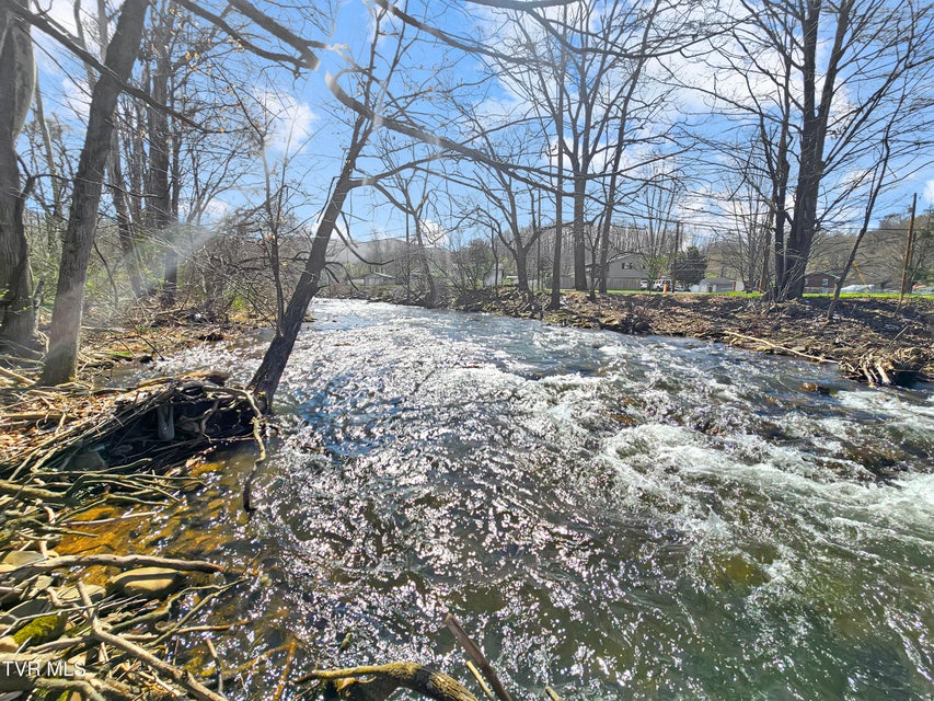 Photo #11: 1770 Highway 91 