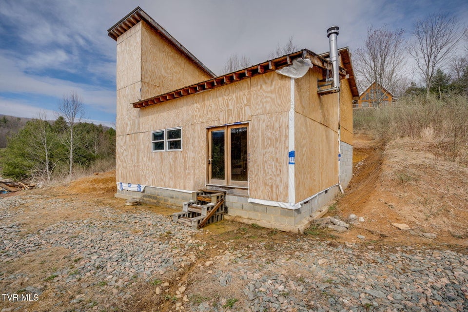 Photo #5: 151 Windy Hill Private Lane