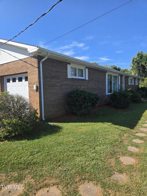 Photo #2: 720 Mohawk Drive