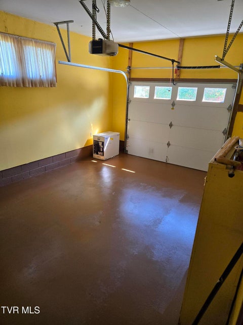 Photo #10: 720 Mohawk Drive