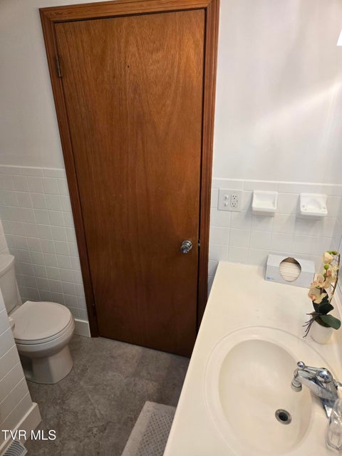 Photo #22: 720 Mohawk Drive