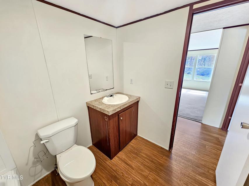 Photo #37: 1770 Highway 91 