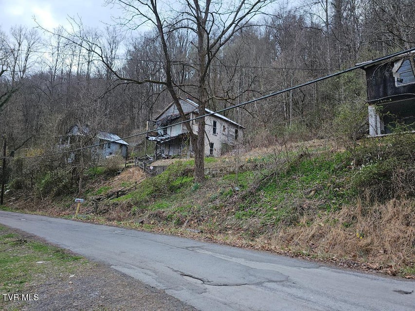 Photo #4: 308 Park Avenue