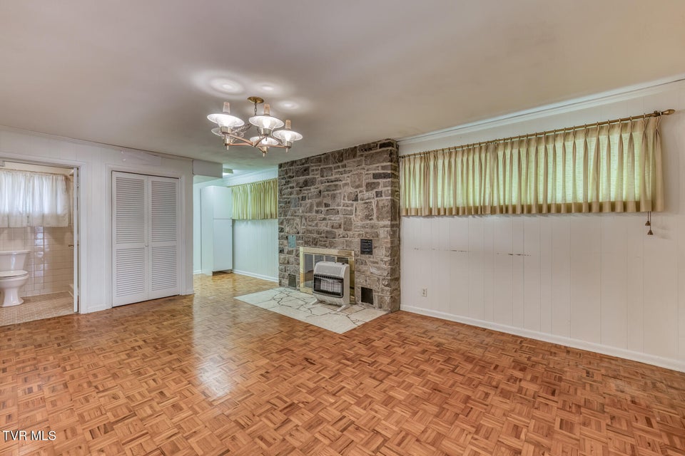 Photo #16: 428 Allen Drive