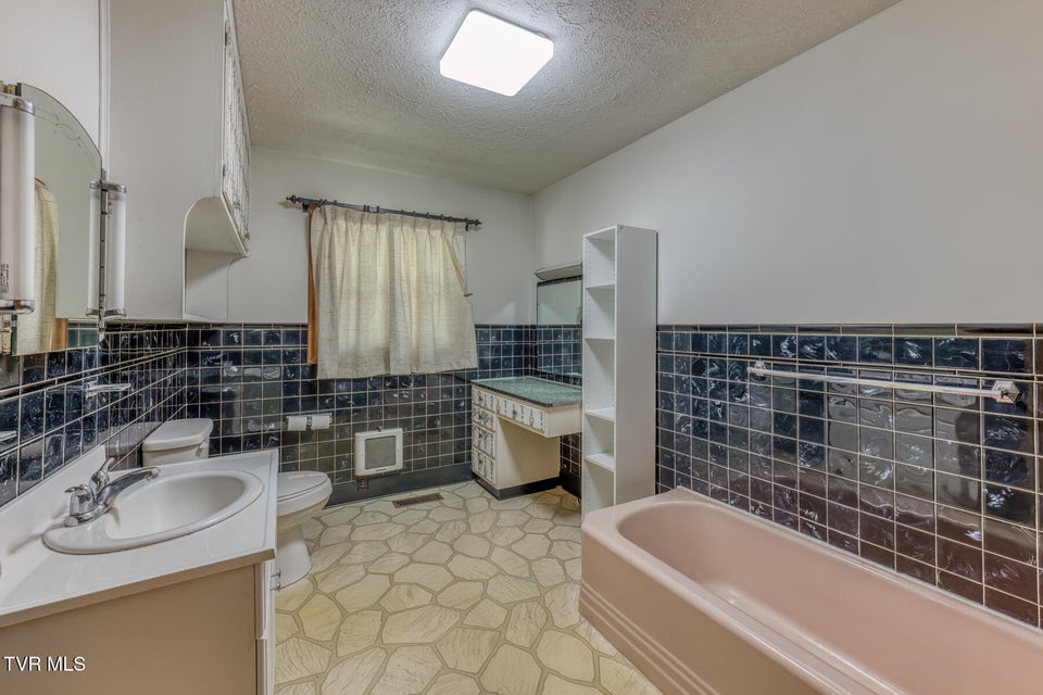 Photo #29: 428 Allen Drive