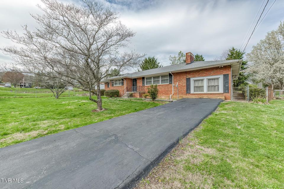 Photo #34: 428 Allen Drive