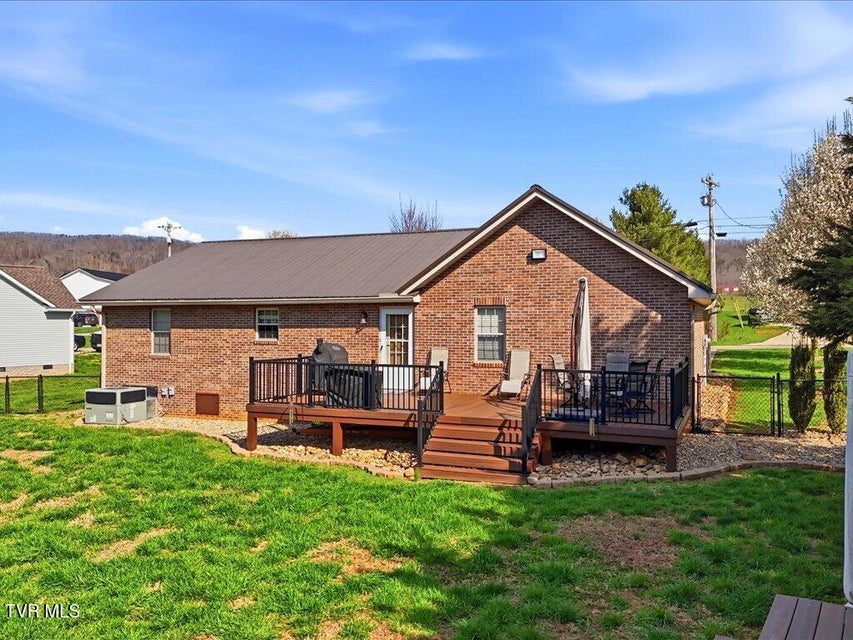 Photo #25: 197 Deer Ridge Drive