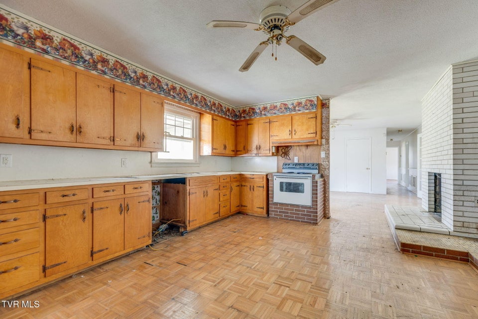 Photo #10: 36181 Plum Creek Road