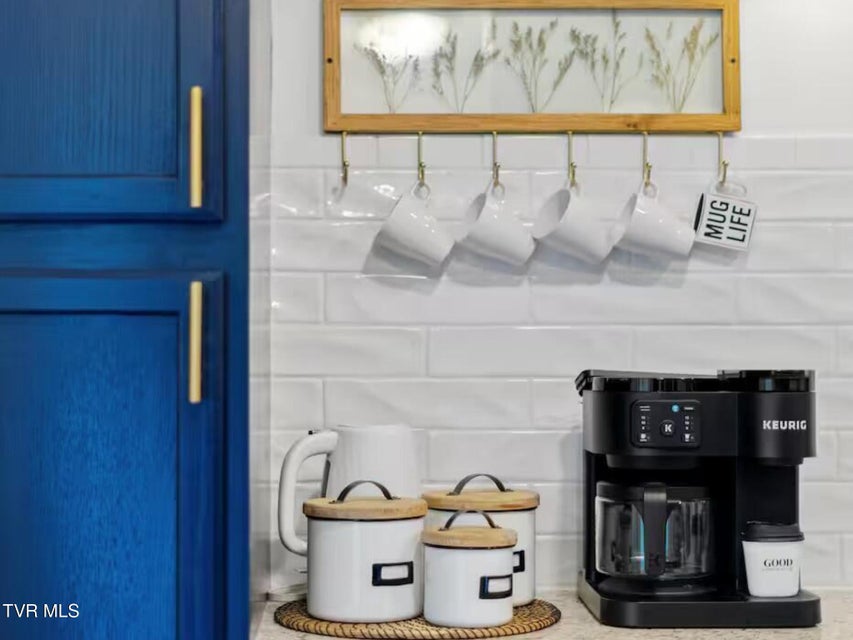 Photo #10: 630 Ancient Oaks Court